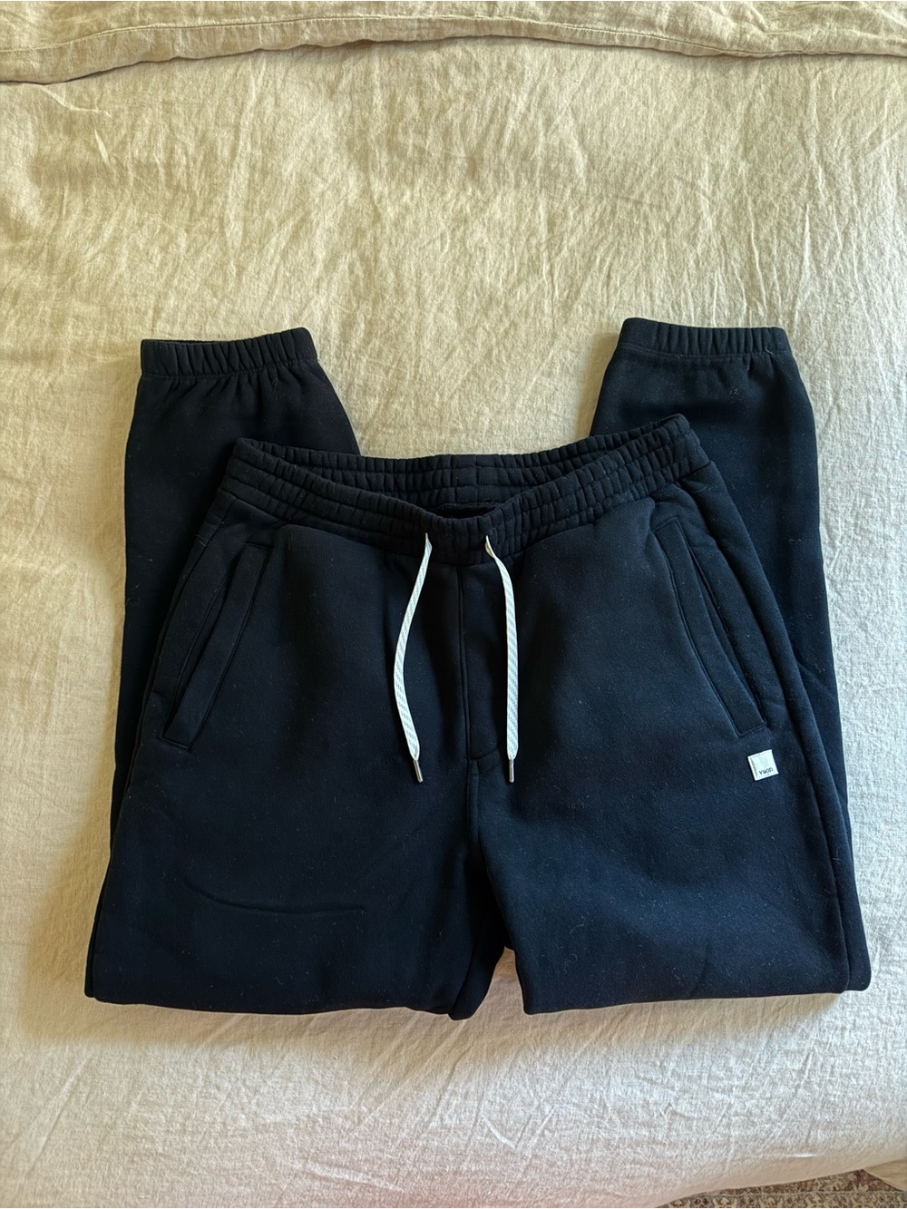 Vuori Men’s Black Jogger Sweatpants with White Drawstring